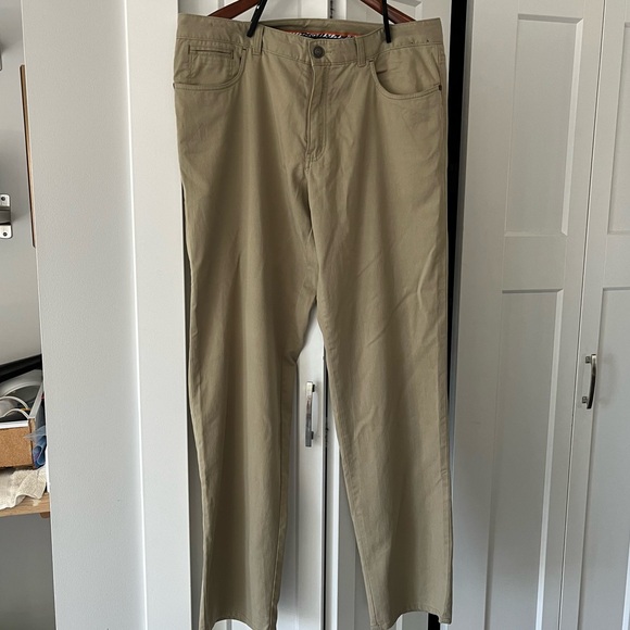 Tommy Bahama Pants 36x34 Stretch Golf Performance Casual Straight Khaki 5 Pocket - Picture 3 of 12